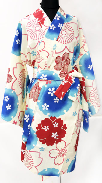 着丈の短いゆかた